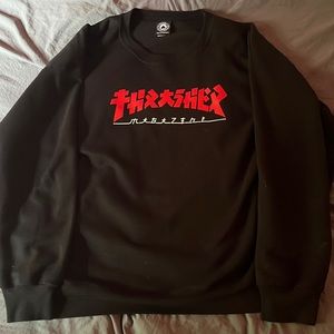 Black Thrasher Crewneck Size XL